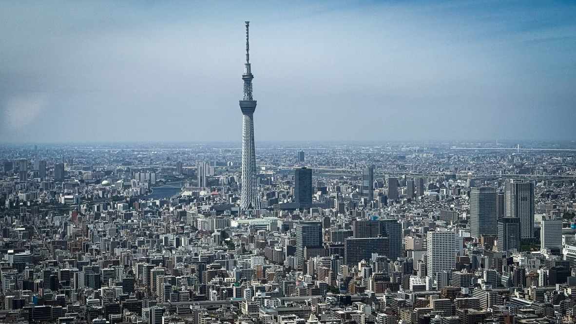 上空からの東京スカイツリーの眺望