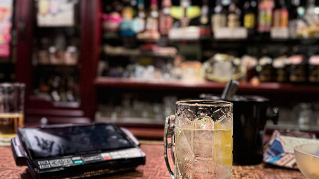 スナック葉子のカウンター